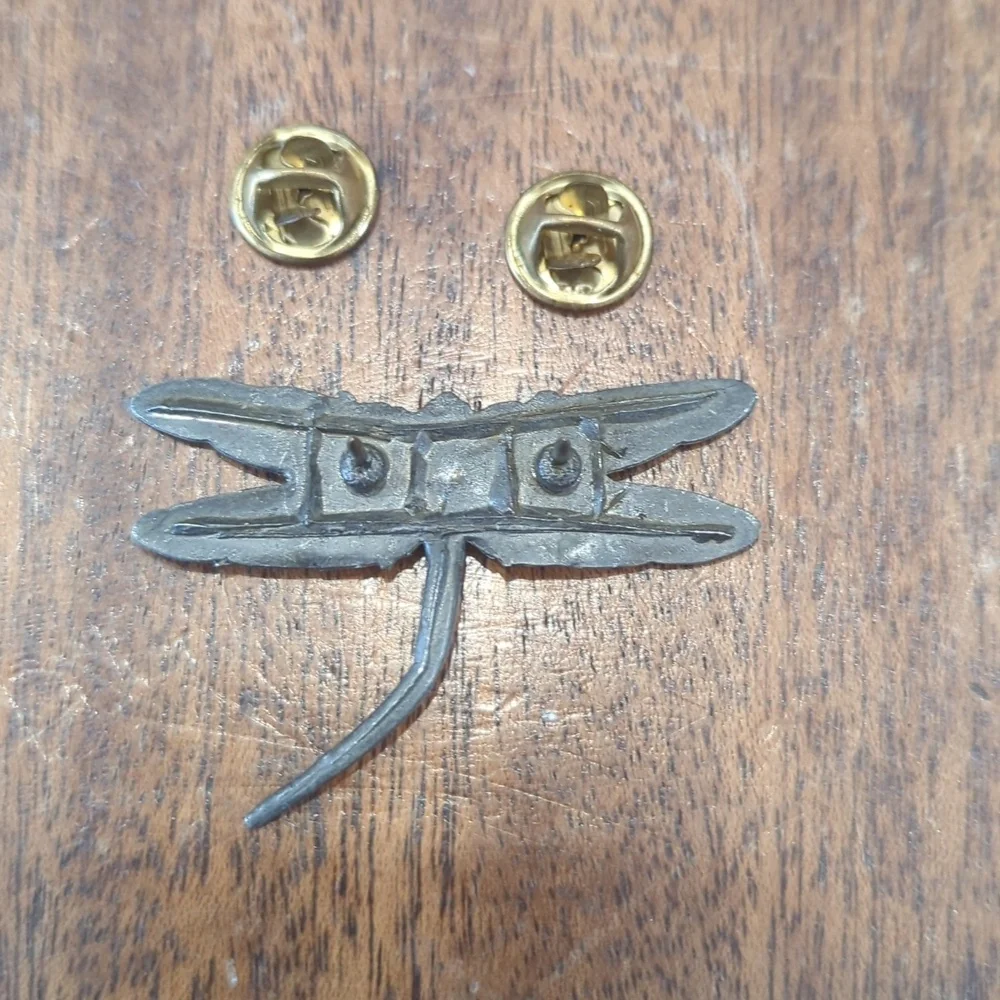 Dragonfly Pin - Picture 2 of 2